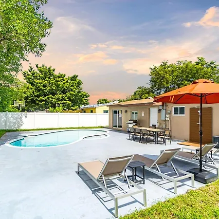 Escape To Private Poolside Bliss Villa